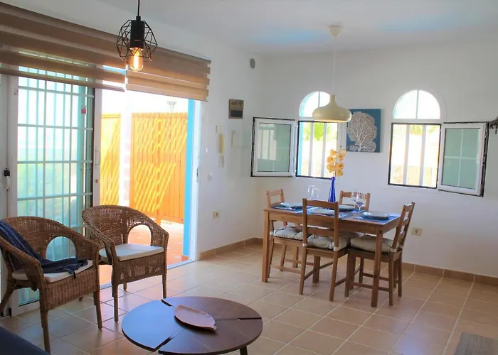 Villa Eesha By Privilege Bay *